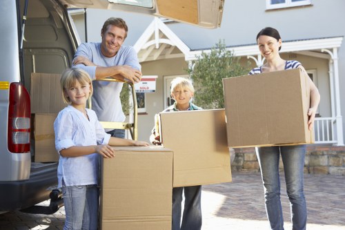 Organised home move with removal services in Belsizepark