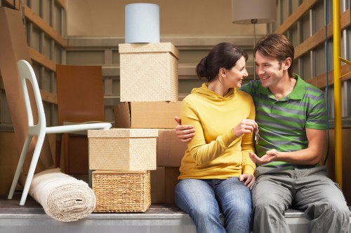 Selection of sturdy packing materials and boxes for moving